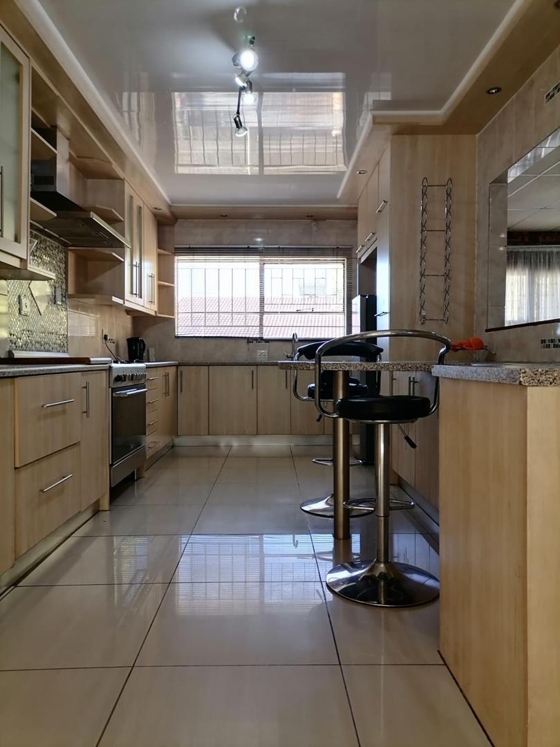 4 Bedroom Property for Sale in Universitas Ridge Free State